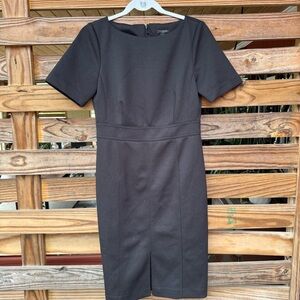 Ann Taylor Petites Dress Women’s size 4P LBD black short sleeve business casual